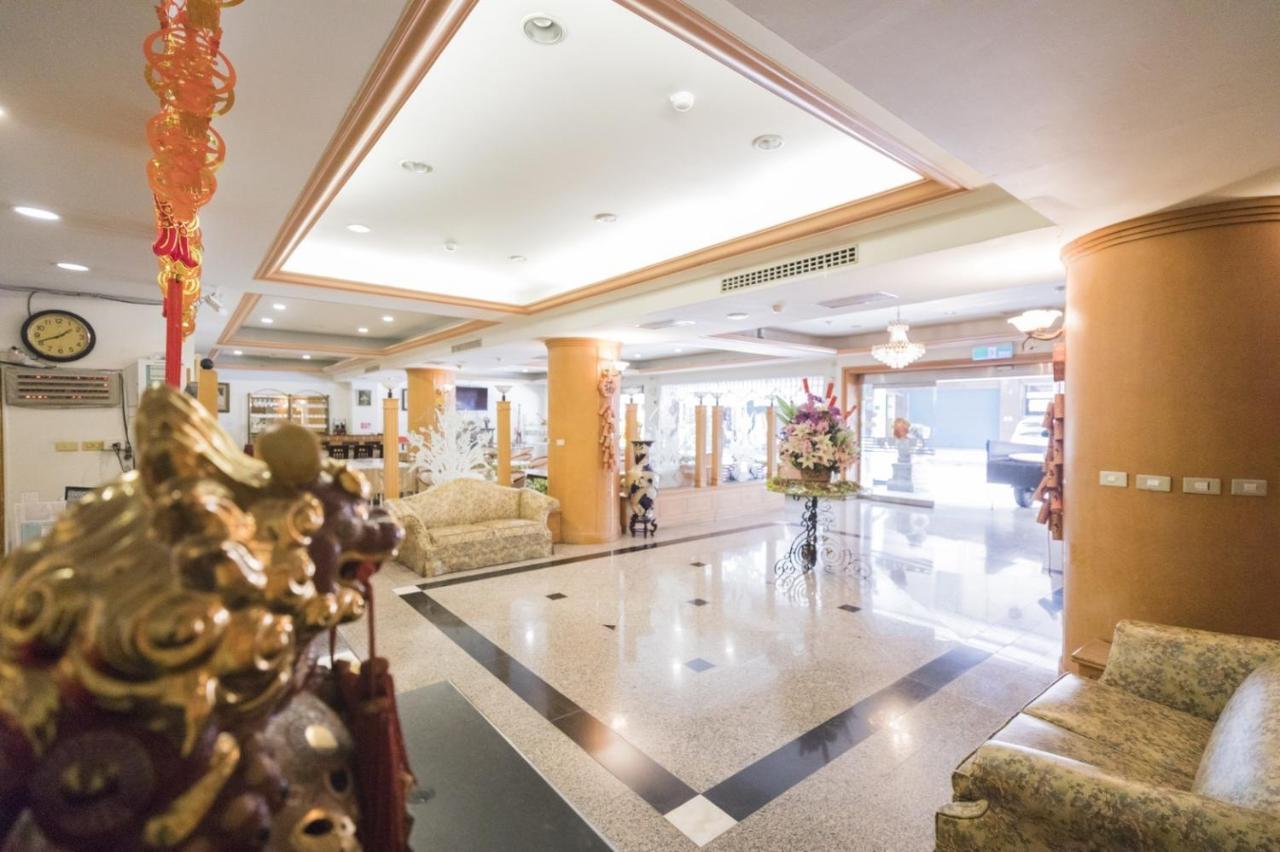 Tzu Chi Hotel Pingtung Ngoại thất bức ảnh